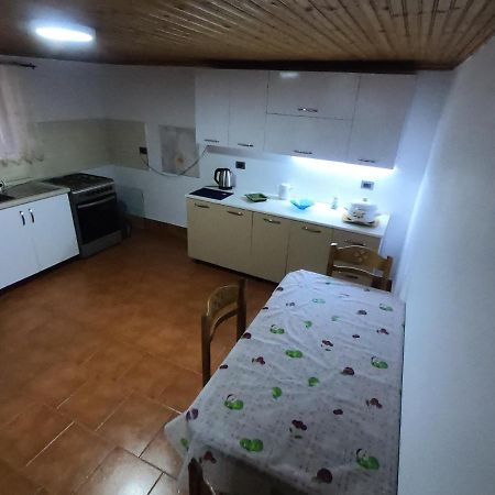Tirana Traditional Home エクステリア 写真