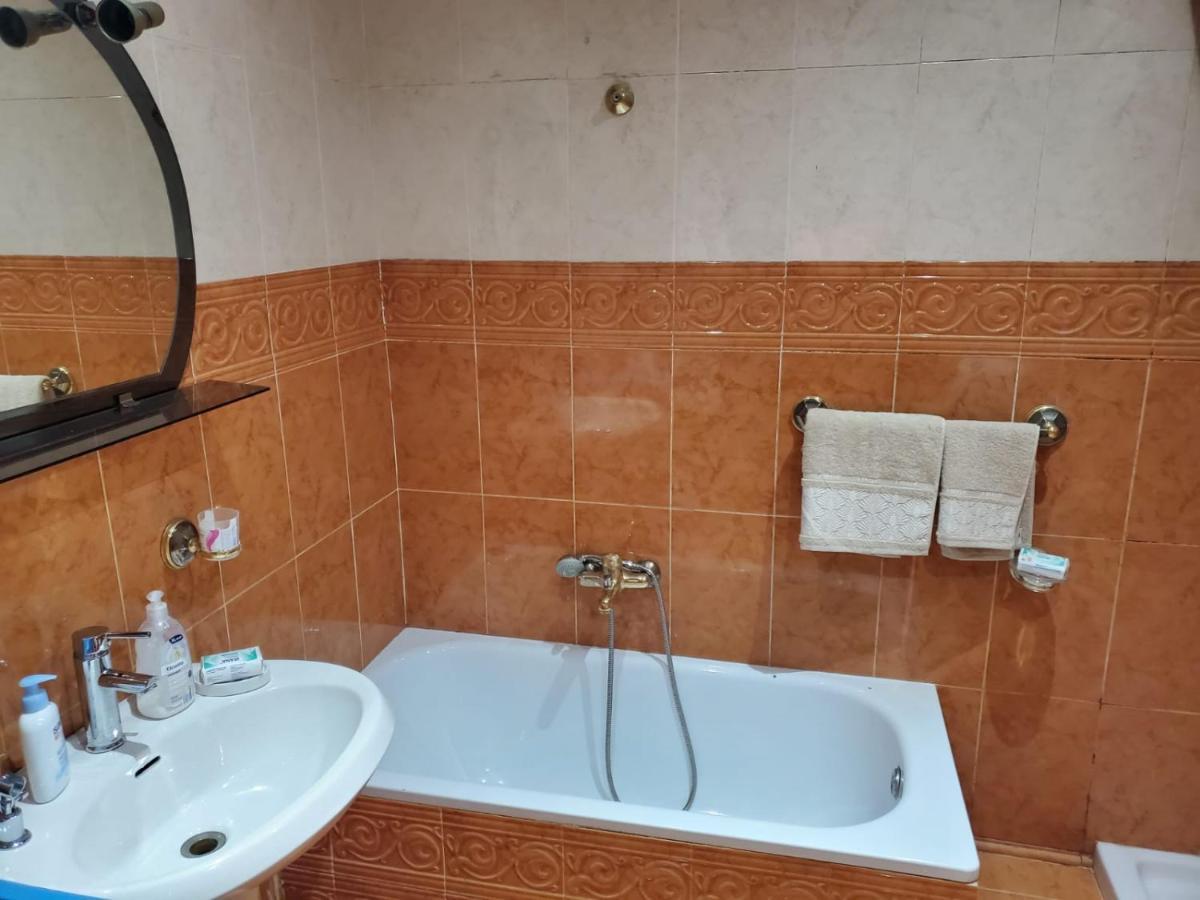 Tirana Traditional Home エクステリア 写真