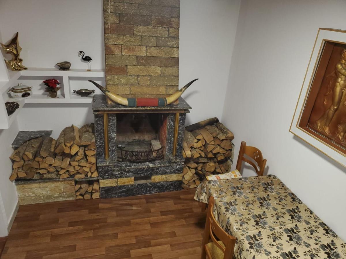 Tirana Traditional Home エクステリア 写真